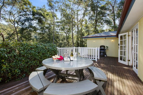 Hilldo - Lovely Mountainside Accommodation - Accommodation Port Hedland 3