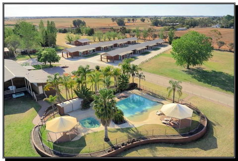 Hilltop Resort - Accommodation Port Hedland 0