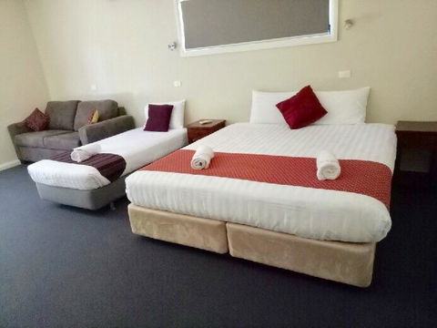 Hillview Farmstay - Accommodation Port Hedland 2