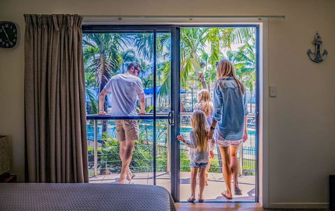 Hinchinbrook Resorts - Accommodation Port Hedland 2