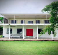 Holiday Rental - Huge House With Beach Views - Accommodation Port Hedland