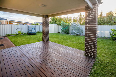 Homely Getaways In Central Pakenham - Pet Friendly - Accommodation Port Hedland 2