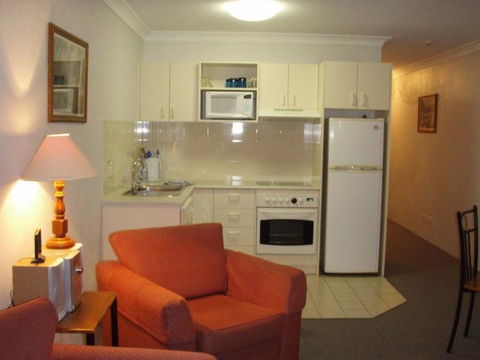 Horizons Resort 406 - Accommodation Port Hedland 3