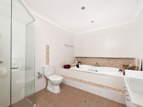 Jacaranda Blue @ Corlette - Accommodation Port Hedland 2