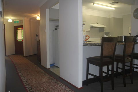 JOHN HUNTER B&B - Accommodation Port Hedland 2