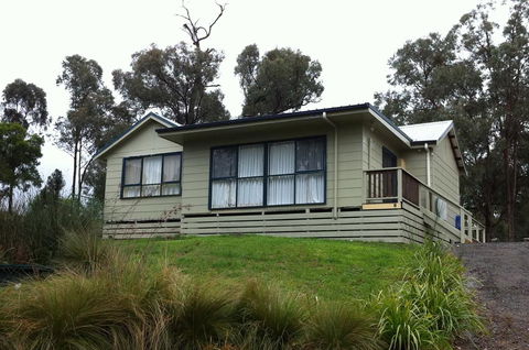 Kaishua House - JK Family Lake House - Accommodation Port Hedland 0