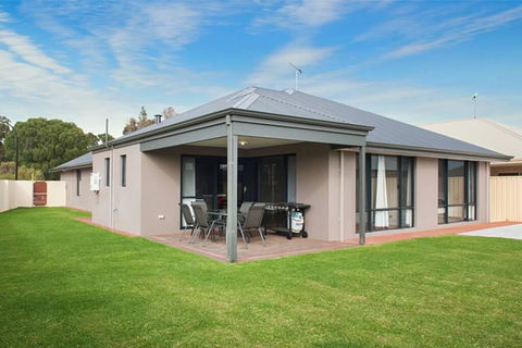 Kangaroo Retreat - Accommodation Port Hedland 1