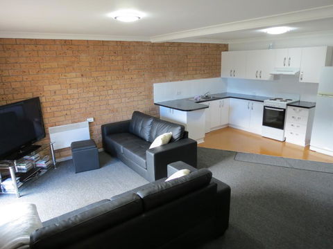 Kirwan Gardens 4 - Accommodation Port Hedland 0