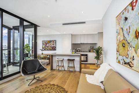 KOZYGURU FORTITUDE VALLEY DESIGNER GRADE 2 BED APT FREE PARKING QFV179-1401 - Accommodation Port Hedland 0