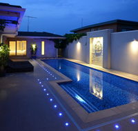 Kraimorie Large family beach house with pool superb water views pool and games room - Accommodation Port Hedland