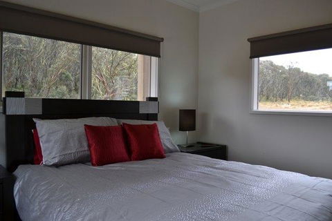Krystal Peaks-DPA - Accommodation Port Hedland 3