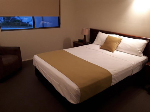 L'Amor Holiday Apartments - Accommodation Port Hedland 1