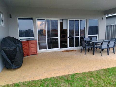Laguna View - Accommodation Port Hedland 1