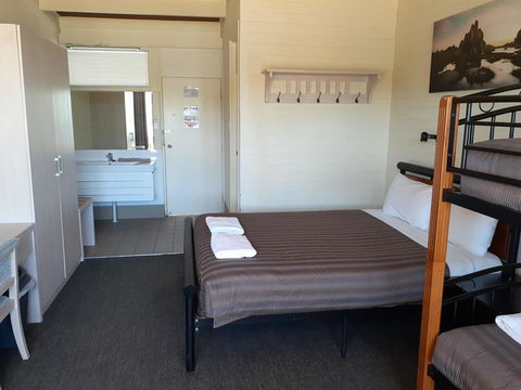 Lake Jindabyne Hotel - Accommodation Port Hedland 3