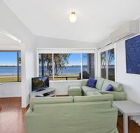 Lakes Edge Cottage - Accommodation Port Hedland