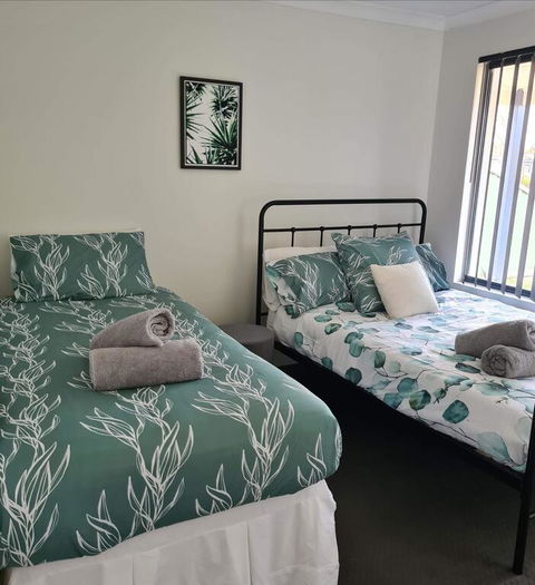 Lakeview Getaway - Accommodation Port Hedland 3
