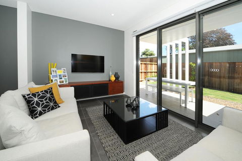 Lewis Street Apartments By Kirsten Serviced Accommodation - Accommodation Port Hedland 1
