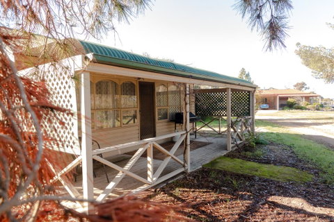 Limestone Cottage - Accommodation Port Hedland 0