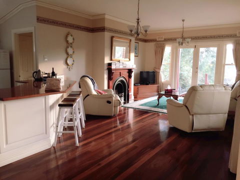 Lucy's Serenity @ Healesville - Accommodation Port Hedland 2