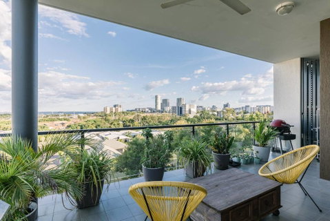 Luxury & Location - Sea Views With Modern Class ! - Accommodation Port Hedland 2