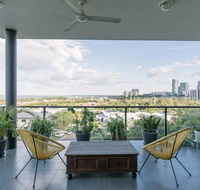 Luxury  Location - Sea Views with Modern Class  - Accommodation Port Hedland