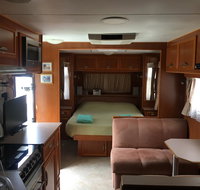 luxury caravan - Accommodation Port Hedland