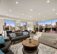 Luxury Penthouse 3BDR Inner City LRG Group WIFI - Accommodation Port Hedland