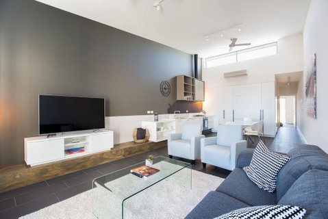 Magnificent Apartment + FREE Car Park Near CBD - Accommodation Port Hedland 0