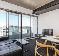 Magnificent Apartment with Spa in Melb - Accommodation Port Hedland