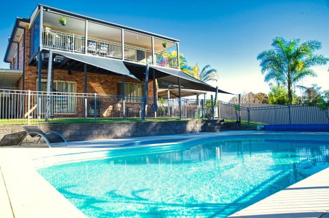 Magnificent Lakeview House - Long Jetty - Accommodation Port Hedland 0