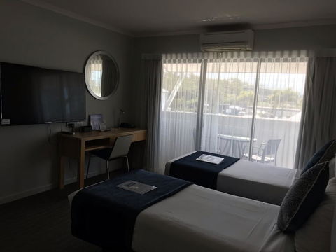 Manly Marina Cove Motel - Accommodation Port Hedland 1