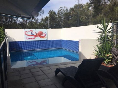 Manly Marina Cove Motel - Accommodation Port Hedland 2