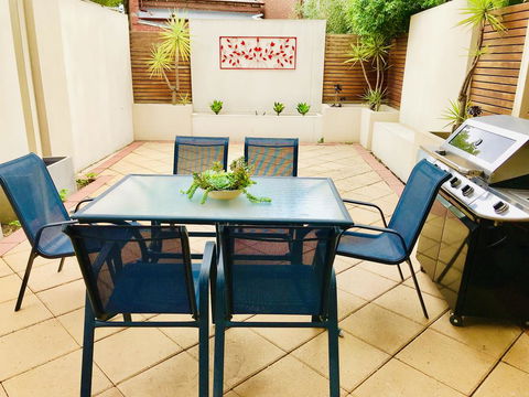 Melbourne Inner City Short Stay Near Flemington Racecourse Free Wifi And Netflix - Accommodation Port Hedland 1