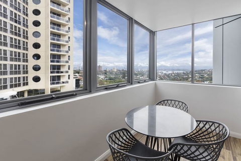 Meriton Suites Bondi Junction - Accommodation Port Hedland 3