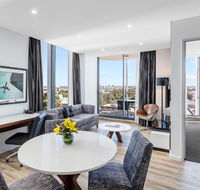 Meriton Suites Mascot Central - Accommodation Port Hedland