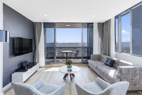 Meriton Suites Southport - Accommodation Port Hedland 0