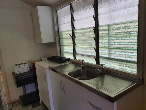 Meyenburg Unit 1 - Accommodation Port Hedland 2