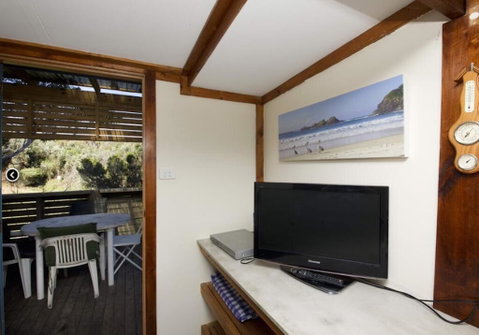 Mick's Beach Cottage - Seal Rocks Beachfront - Accommodation Port Hedland 3