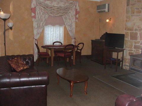 Mintaro Hideaway - Accommodation Port Hedland 1