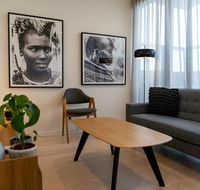 Modern 1 Bedroom Apartment South Yarra - Accommodation Port Hedland