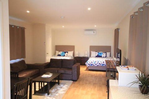 Mossman Motel Holiday Villas - Accommodation Port Hedland 2
