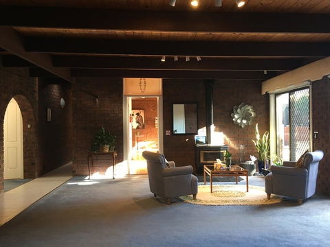 Mountain Gate Villa - Accommodation Port Hedland 3