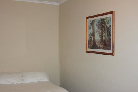 Mt Gambier International - Accommodation Port Hedland 3