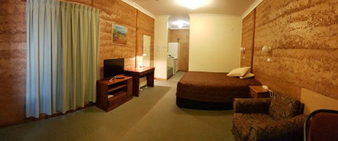 Mud Hut Motel - Accommodation Port Hedland 1
