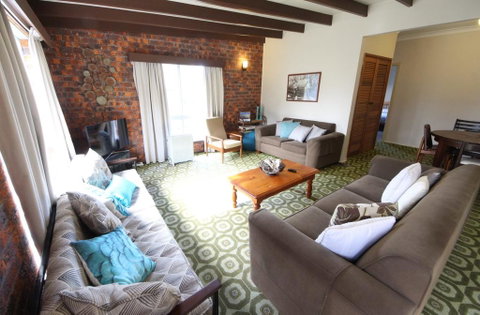 Muller's Cottage At Hat Head (Pet Friendly) - Accommodation Port Hedland 0