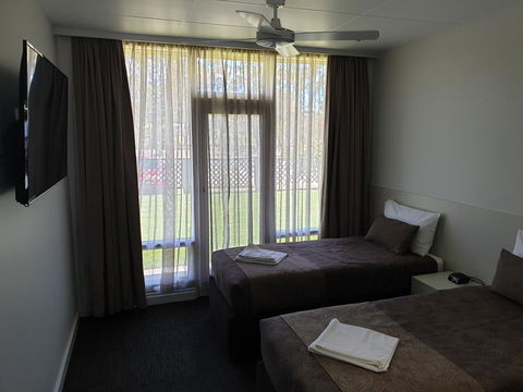 Naracoorte Hotel Motel - Accommodation Port Hedland 3
