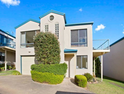 NELSON COVE 2 - Townhouse A Short Walk To Town - Accommodation Port Hedland 0