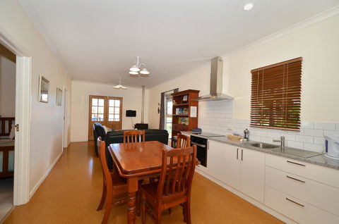 Albany Beachside Accommodation - Accommodation Port Hedland 11