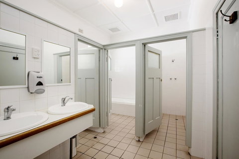 Captain Stirling Hotel - Accommodation Port Hedland 10