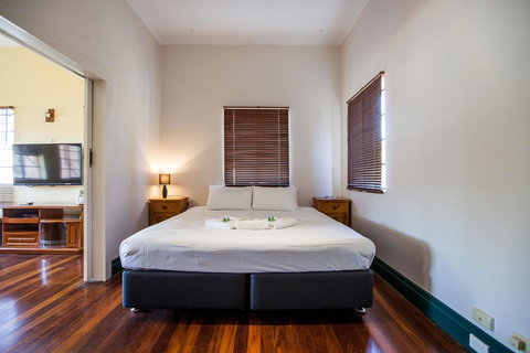 Captain Stirling Hotel - Accommodation Port Hedland 1